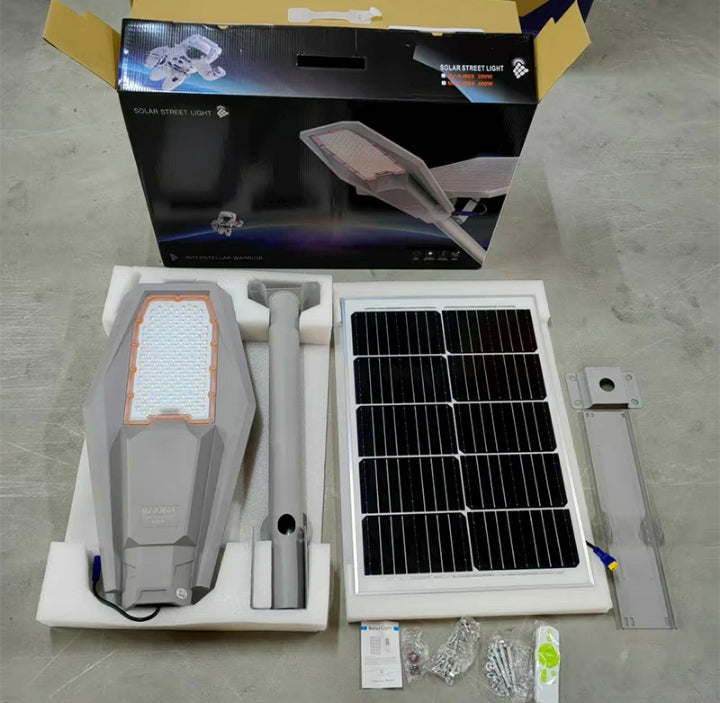 LE PUISSANT LAMPADAIRE  SOLAIRE 12000W💼 Investissez Aujourd'hui, Réalisez des Économies Pendant des Années