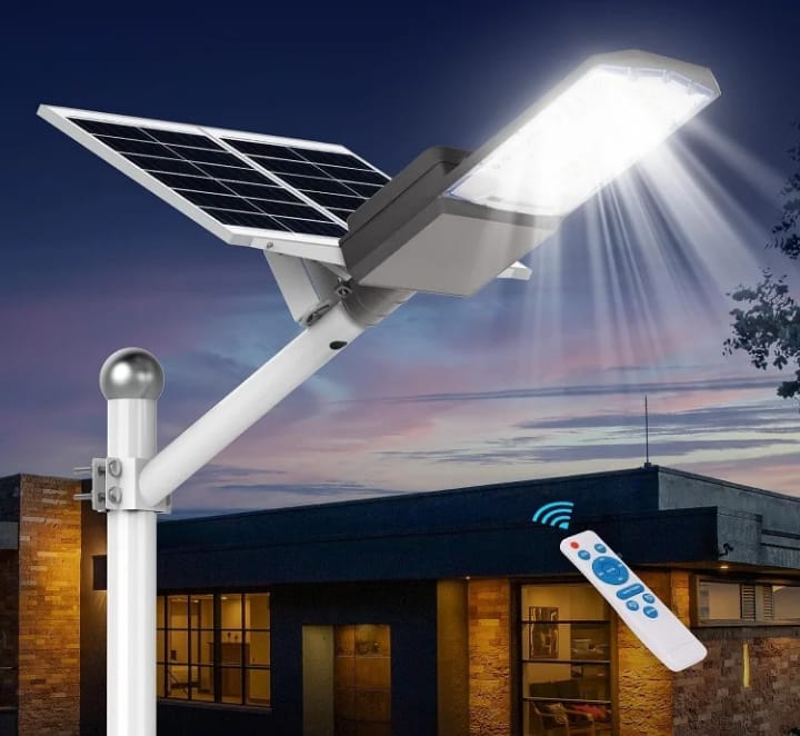 Lampadaire Solaire 7500W – Éclairage Ultra Puissant & 100% Autonome