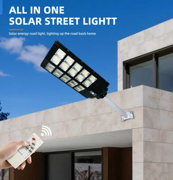 ⚡ Le seul lampadaire qui rivalise avec la CIE ! 12000W de puissance