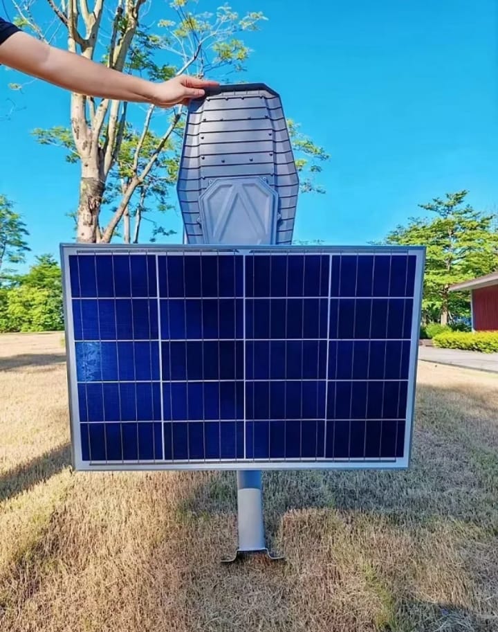 LE PUISSANT LAMPADAIRE  SOLAIRE 12000W💼 Investissez Aujourd'hui, Réalisez des Économies Pendant des Années